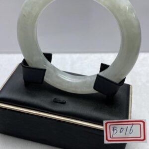 B016 天然A貨翡翠手鐲・玉鐲・53.5圍・實物拍攝・附鑑定證書