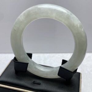 B016 天然A貨翡翠手鐲・玉鐲・53.5圍・實物拍攝・附鑑定證書
