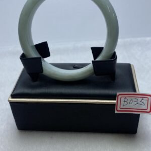 B035 天然A貨翡翠手鐲・玉鐲・55.2圍・實物拍攝・附鑑定證書