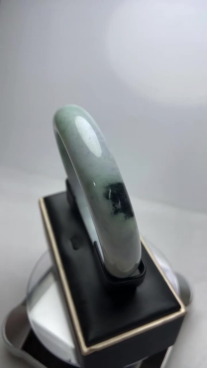 B051 天然A貨翡翠手鐲・玉鐲・56.7圍・實物拍攝・附鑑定證書 - Image 6