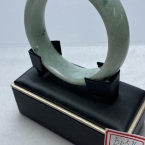 B054 天然A貨翡翠手鐲・玉鐲・56.6圍・實物拍攝・附鑑定證書