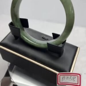 B058 天然A貨翡翠手鐲・玉鐲・56圍・實物拍攝・附鑑定證書