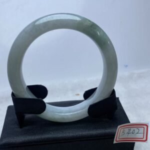 B402 天然A貨翡翠手鐲・玉鐲・57.9圍・實物拍攝