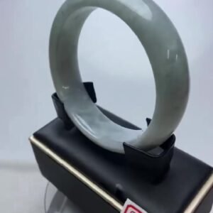 B446 天然A貨翡翠手鐲・玉鐲・59.7圍・實物拍攝