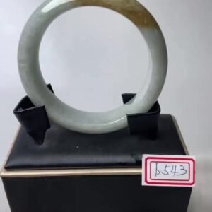 B543 天然A貨翡翠手鐲・玉鐲・54.8圍・實物拍攝・附大陸鑑定證書