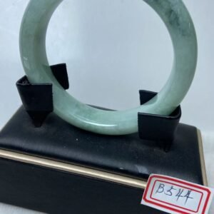 B544 天然A貨翡翠手鐲・玉鐲・54.8圍・實物拍攝・附大陸鑑定證書