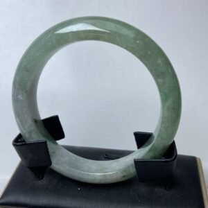 B547 天然A貨翡翠手鐲・玉鐲・54.9圍・實物拍攝・附大陸鑑定證書