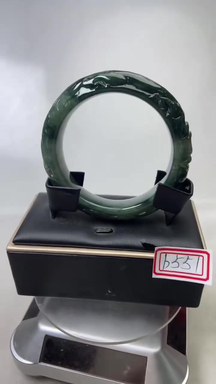 B551 天然A貨翡翠手鐲・玉鐲・53.1圍・實物拍攝・附大陸鑑定證書 - Image 7